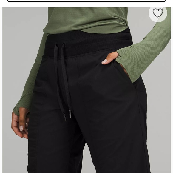 Lulu lemon dance studio pants size 6 - Picture 3 of 6